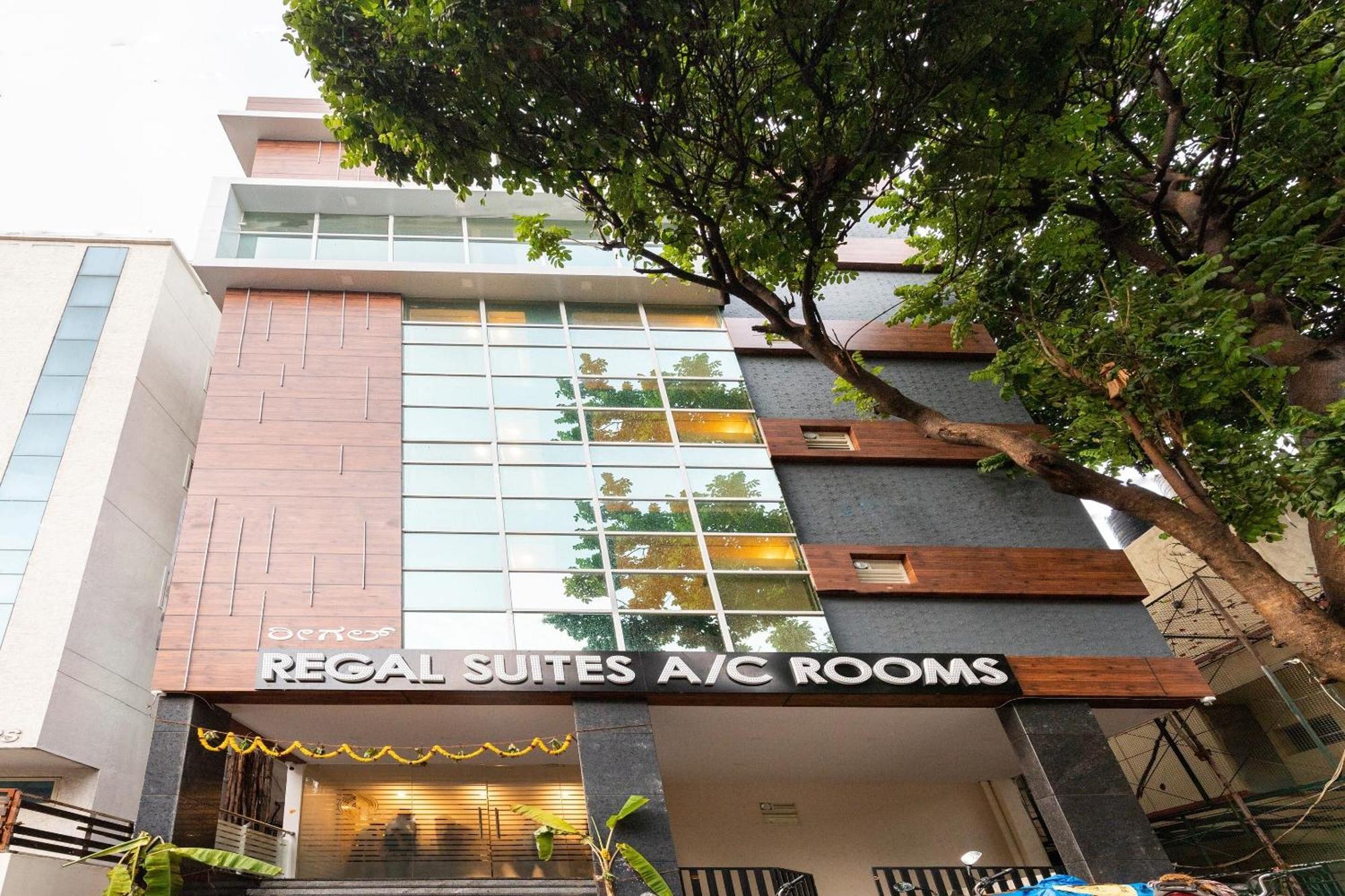 העיר בנגלור Super Capital O Choice Regal Suites Near Ragigudda Sri Prasanna Anjanayeswamy Temple מראה חיצוני תמונה